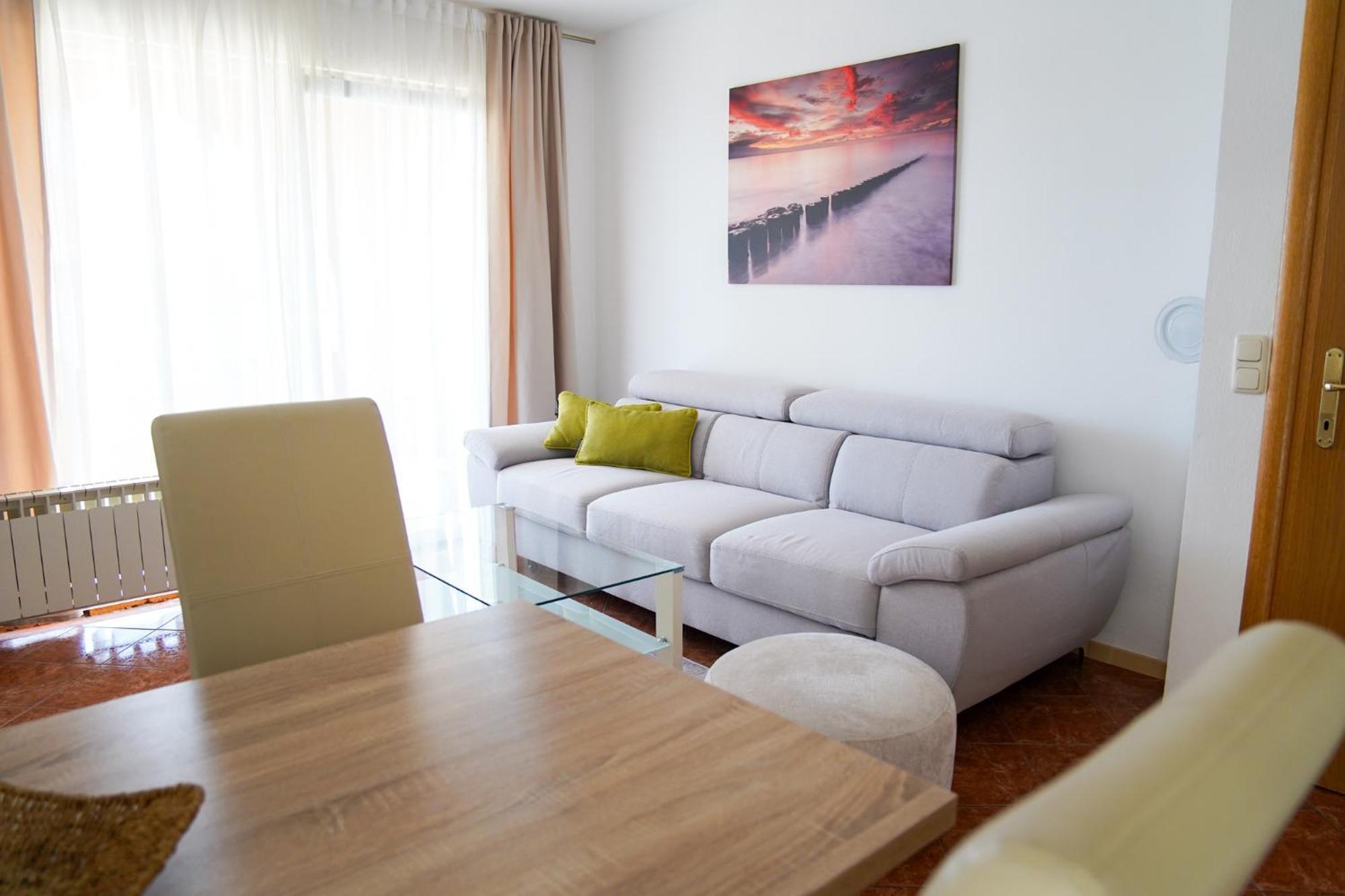 Apartman Lana Omišalj Exterior foto