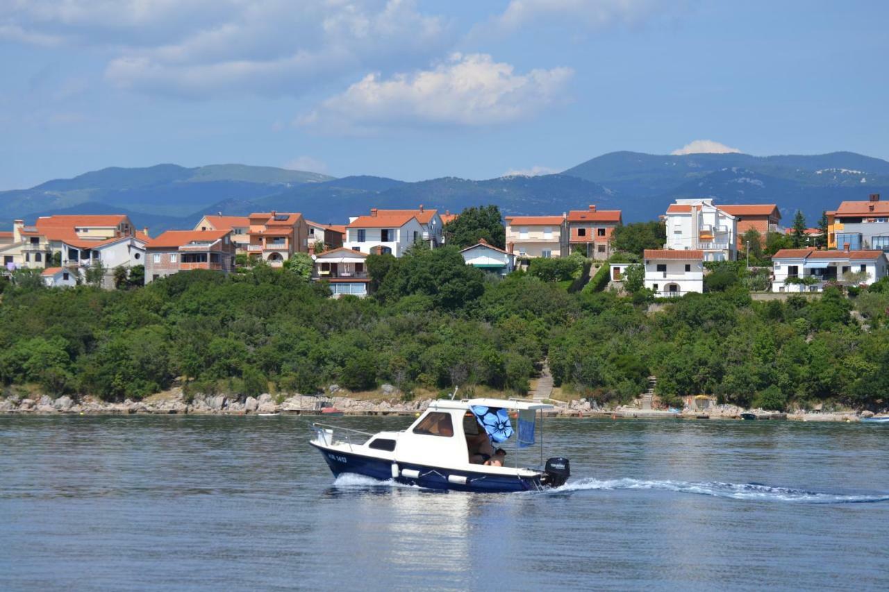 Apartman Lana Omišalj Exterior foto